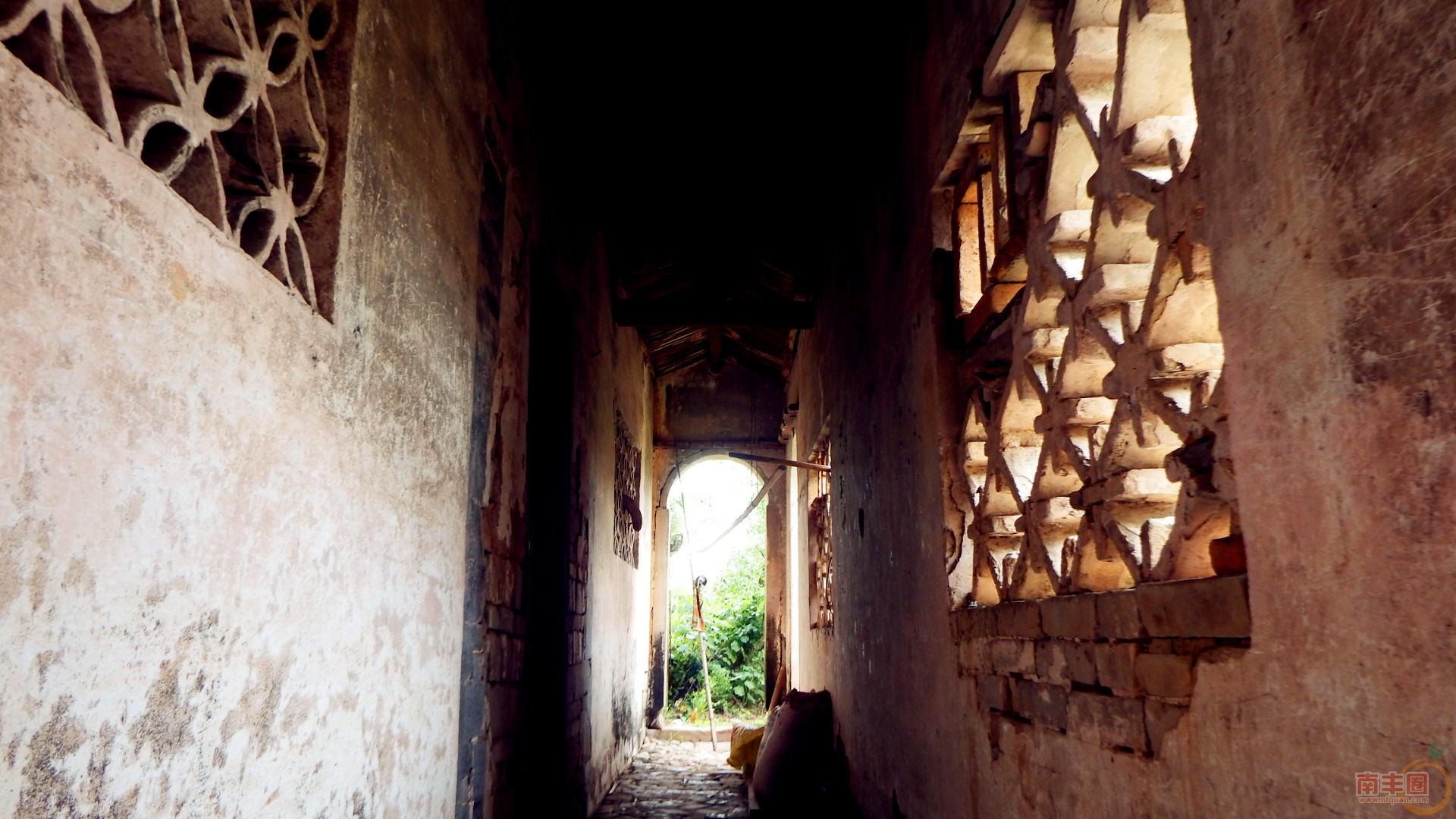 照片 005_副本.jpg